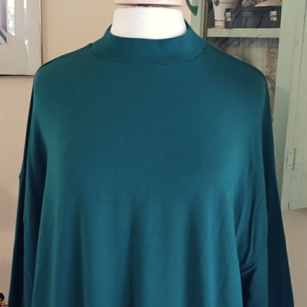 Fabletics Jody Mock Turtle Top - Picture 3 of 13